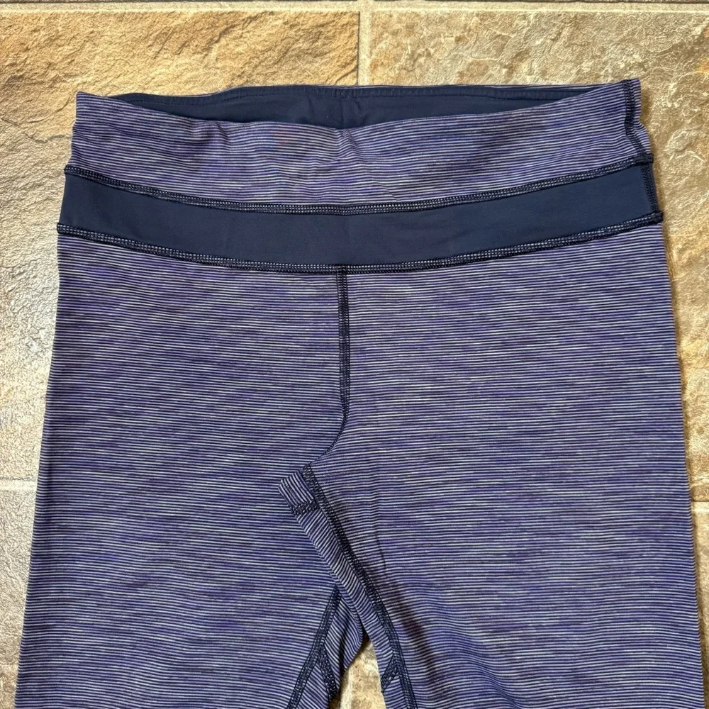 Lululemon-Run: Inspire Crop II - Sz 6 - Wee Are From Space Deep Indigo - Picture 3 of 12